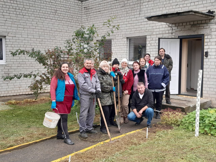 Работники Гроднооблгидромета приняли участие в республиканском субботнике.